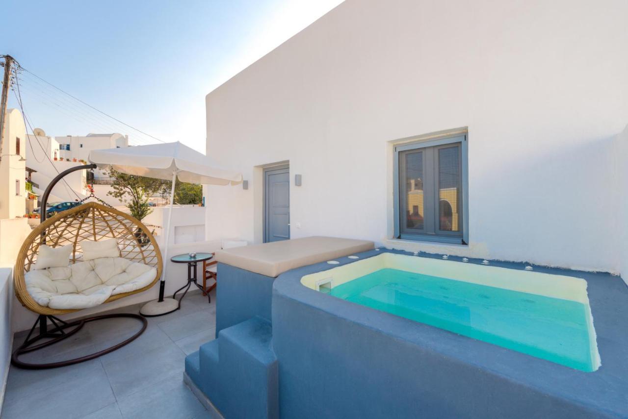 The Muses Of Santorini Private Jacuzzi Apartment Vóthon