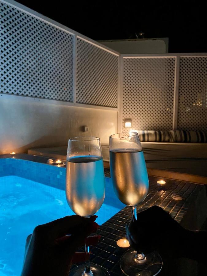 Apartment The Muses Of Santorini Private Jacuzzi