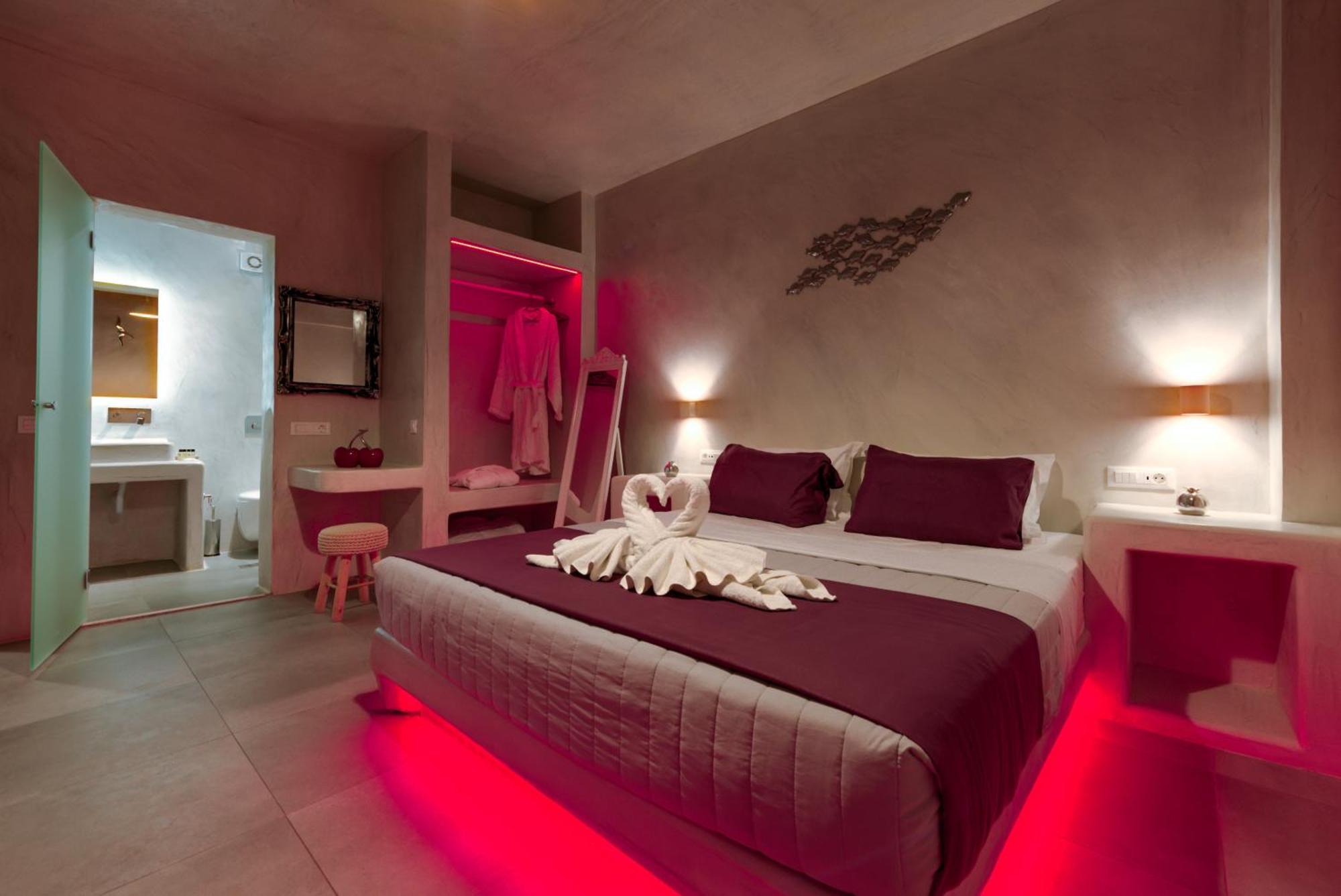 Apartment The Muses Of Santorini Private Jacuzzi
