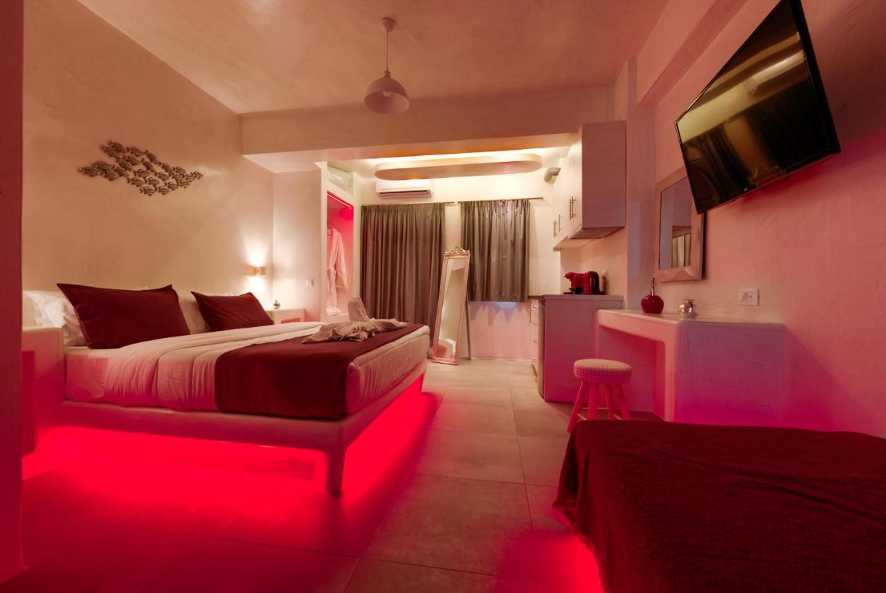 The Muses Of Santorini Private Jacuzzi Apartment *